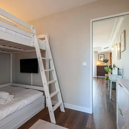 Elegant And Chic 2 Bedroom With Pool Апартаменты Канны